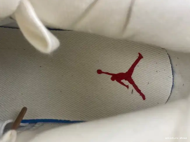 Cheap Jordan x AO2571-100 'White' Levi's 4 Air 0519